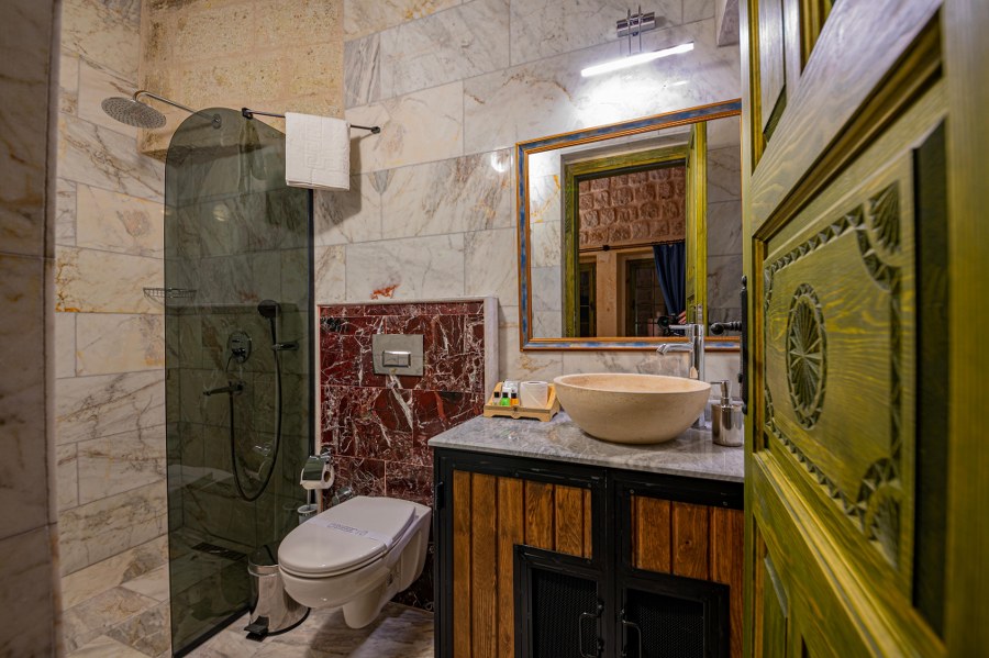 15 900x599 14 7 25825